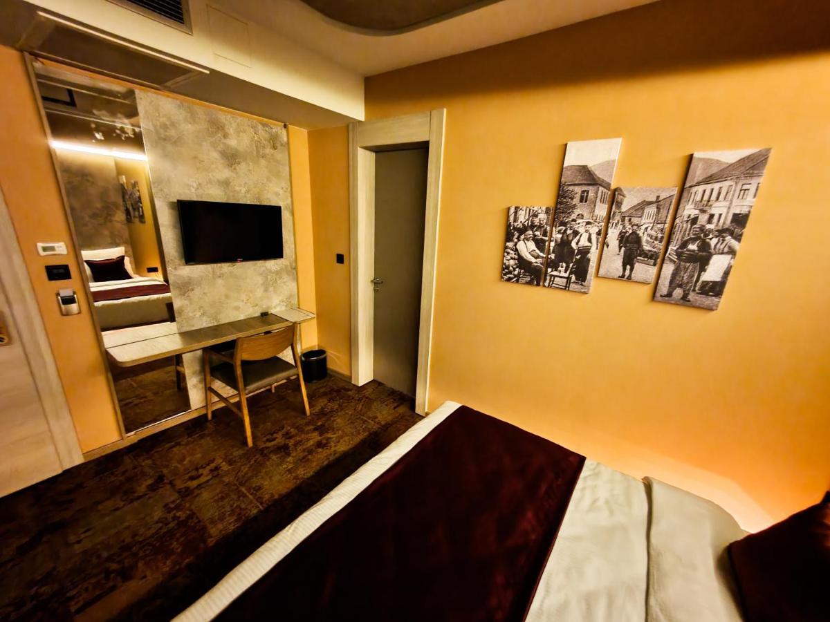 Hotel City Code Zenica Esterno foto